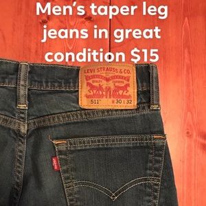 Men’s Levi’s taper leg jeans in great condition